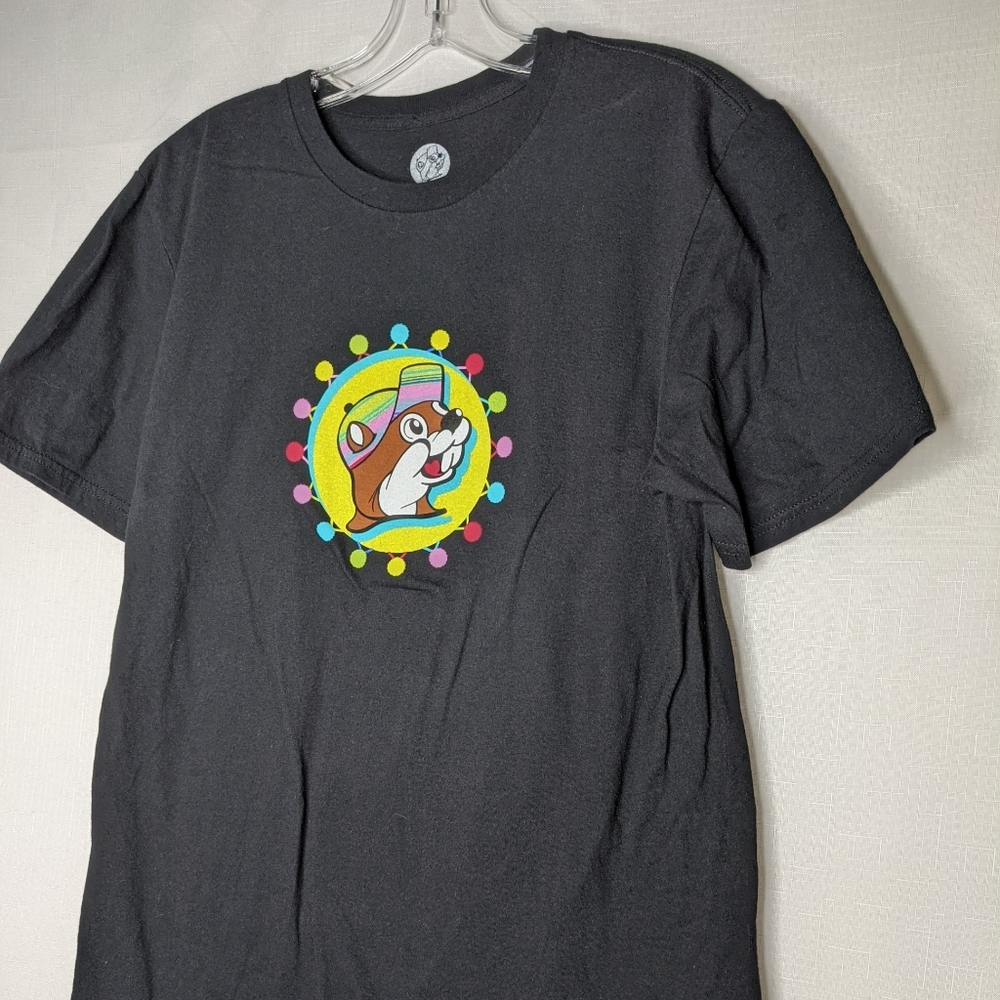 Buc-ees "I don't have an accent y'all do" Black Graphic Beaver Logo Tee Sz Med - Picture 4 of 6